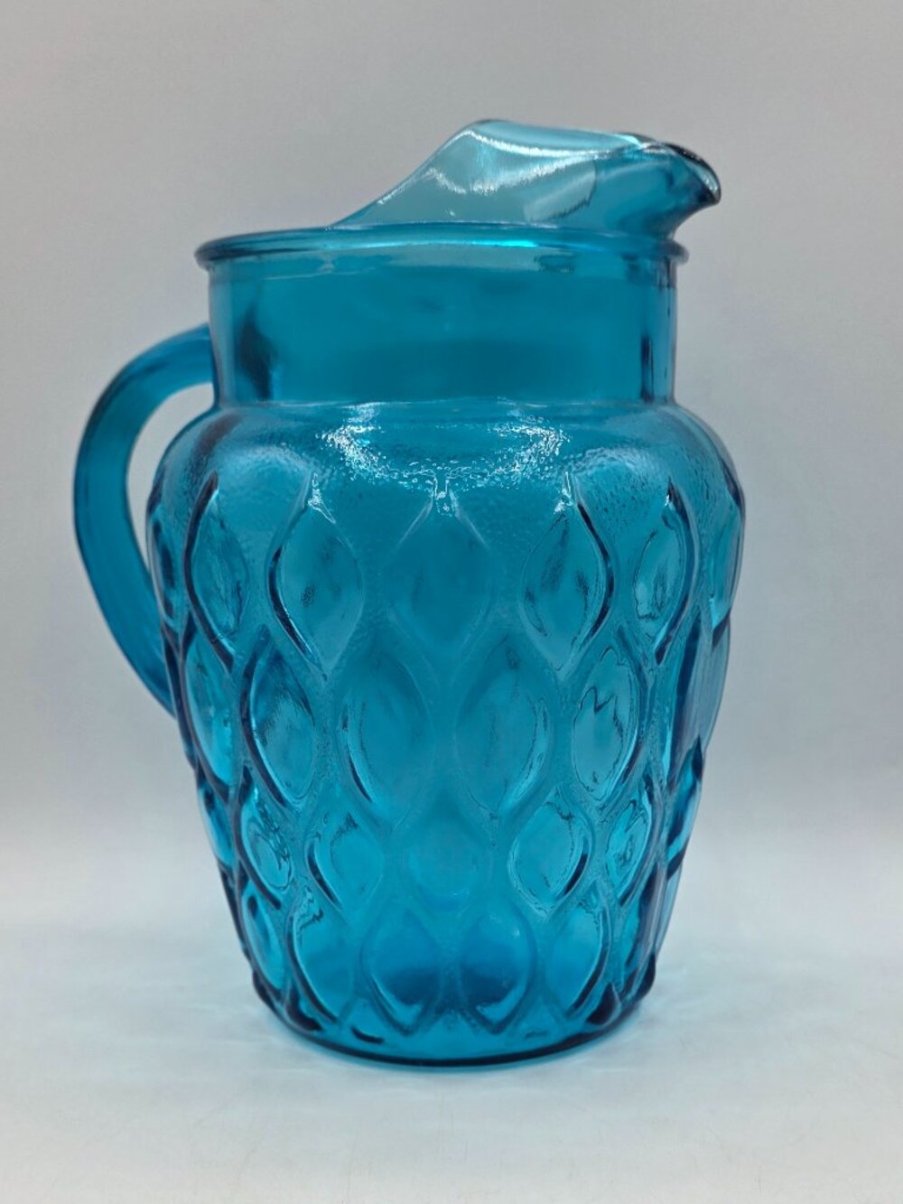 Vtg Anchor Hocking Madrid Laser Blue MCM Teardrop Glass Water Pitcher Ice Lip